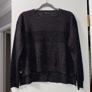 Mango cropped boyfriend festive sweater excellent like new condition Size Small